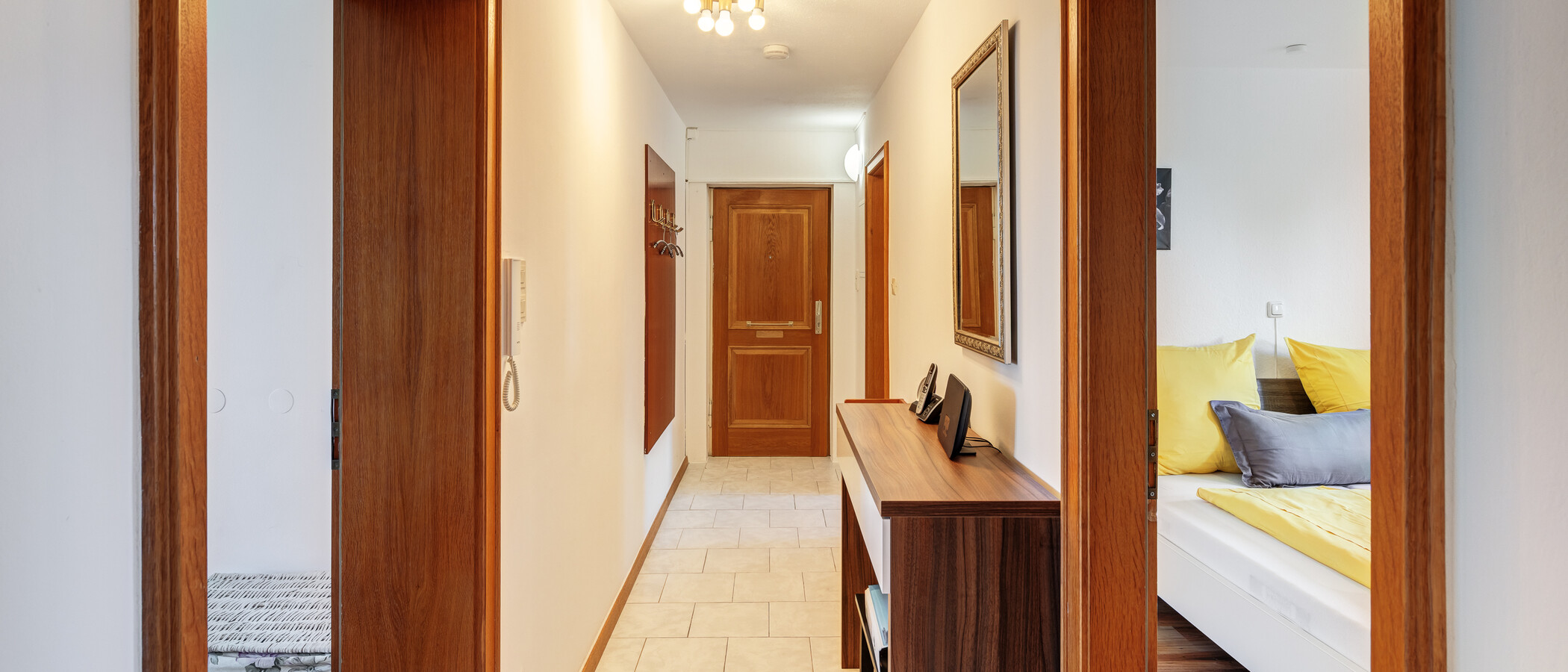 apartment München Bogenhausen 01 hall 8368