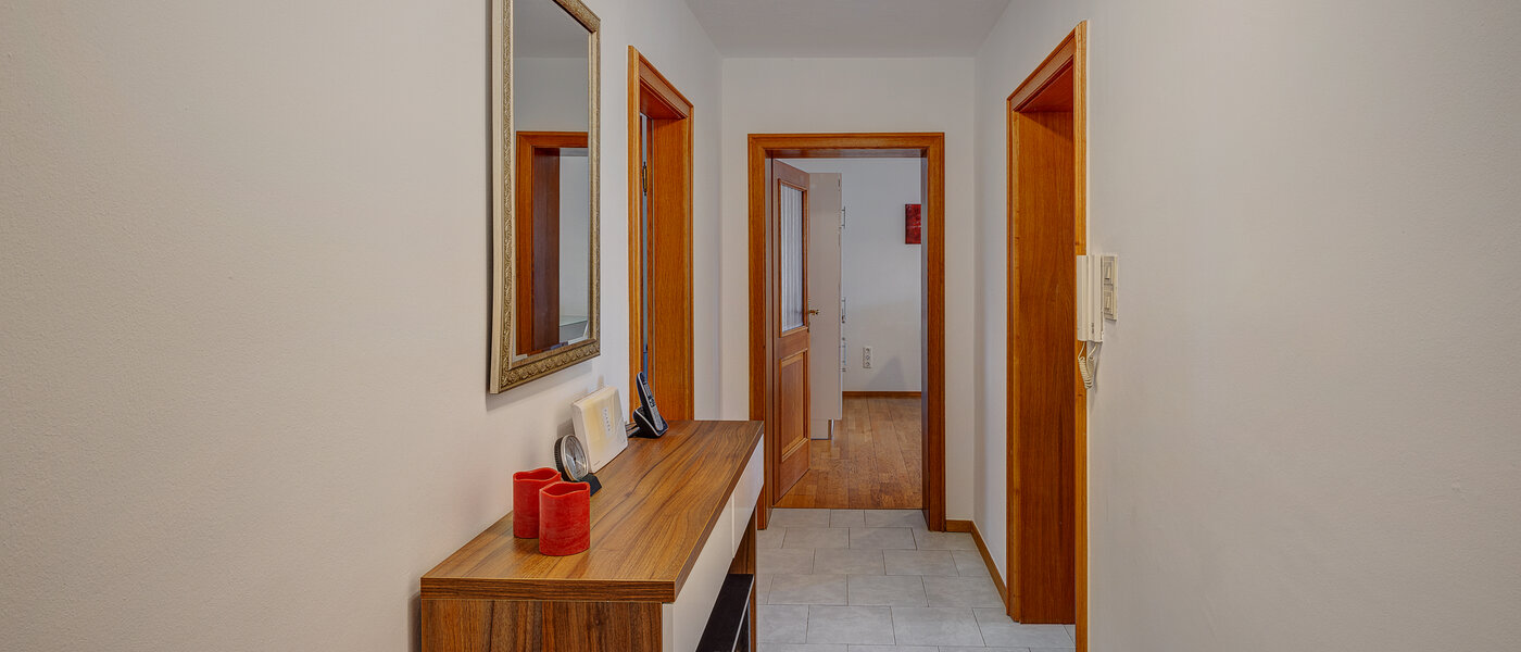 apartment München Bogenhausen 02 hall 8368