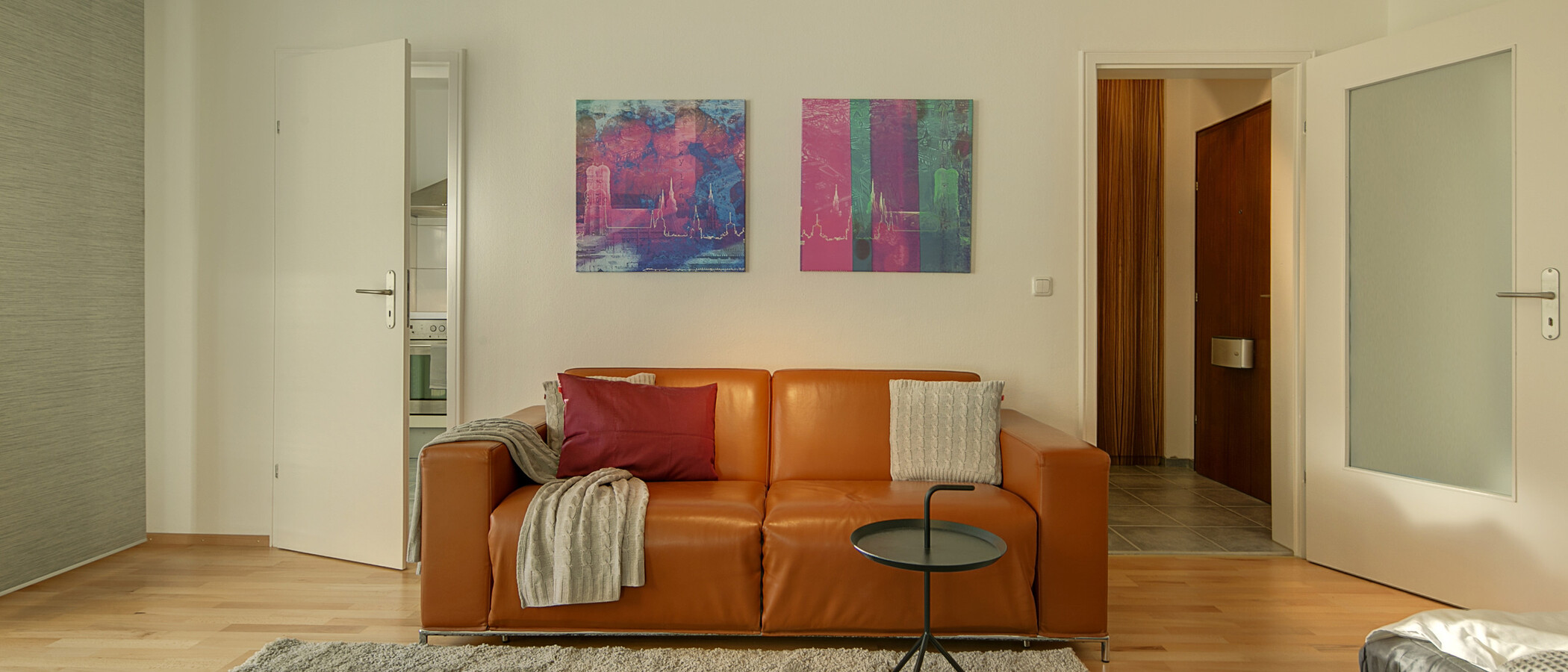 apartment with garden 	 München Maxvorstadt 02 living room 8378