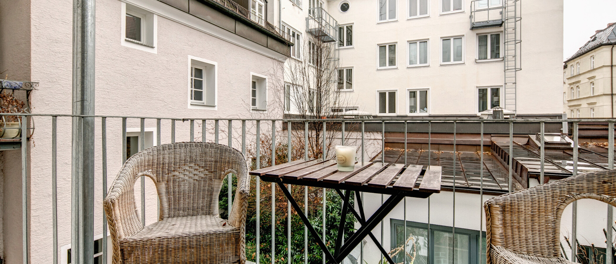 apartment München Maxvorstadt - Universitätsviertel 02 balcony 8395