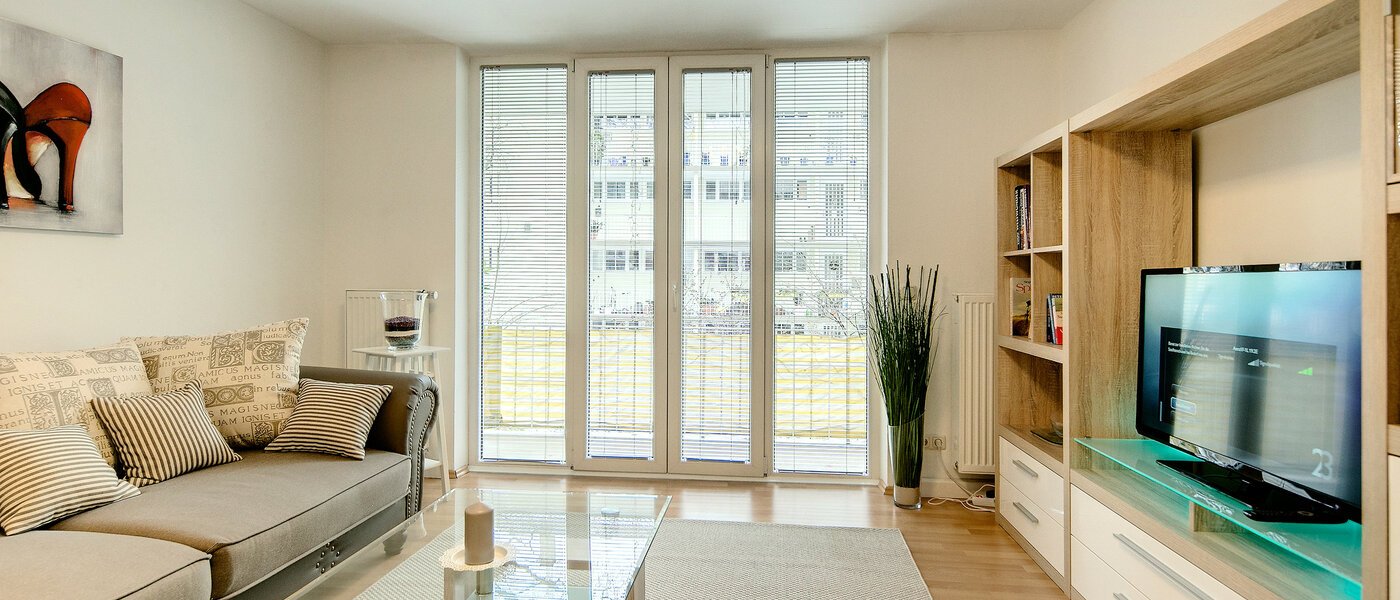 apartment München Bogenhausen 02 living room 8433