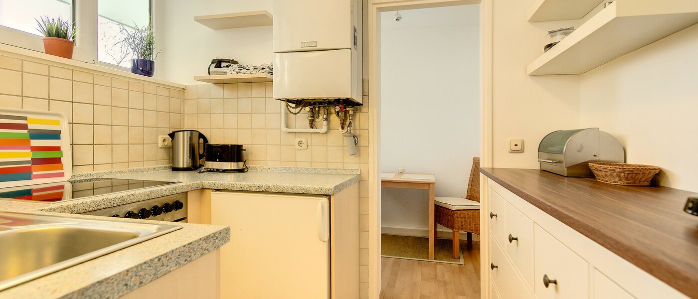 apartment München Bogenhausen 02 kitchen 8433