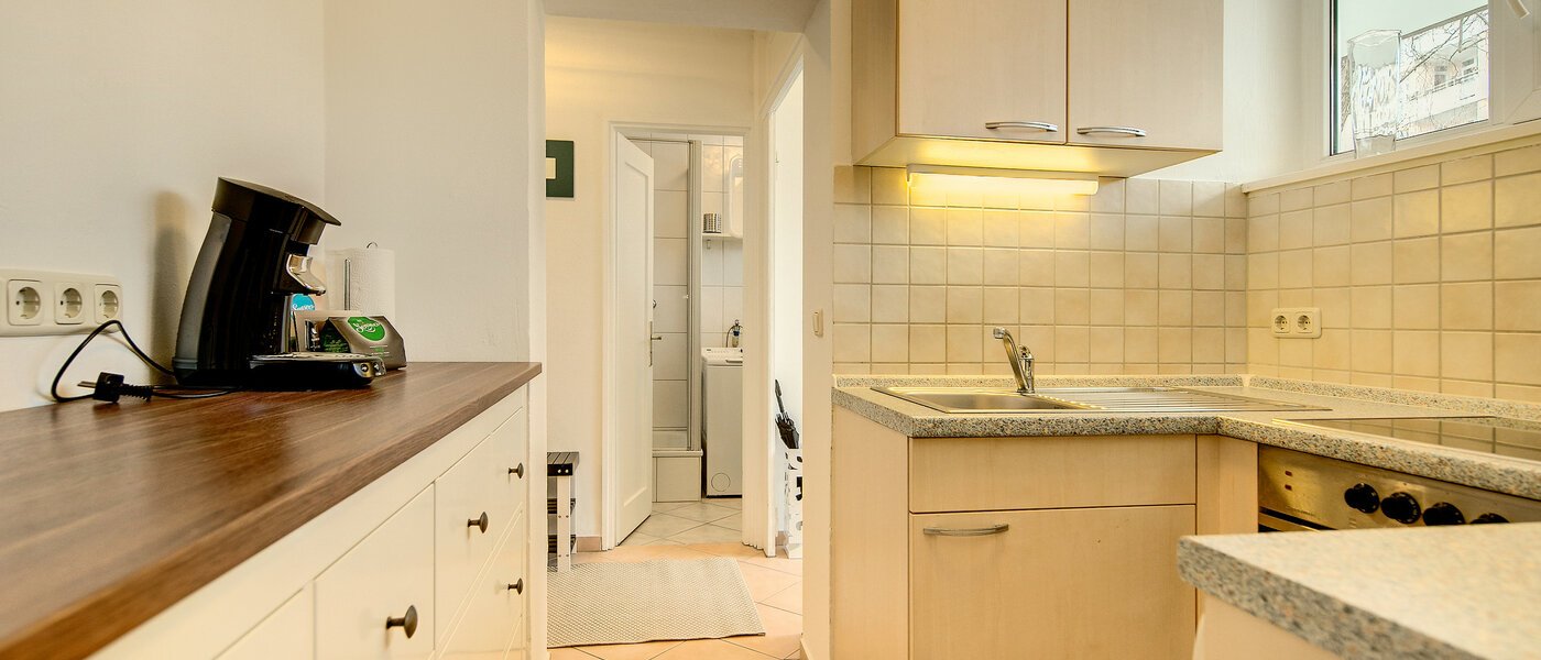apartment München Bogenhausen 04 kitchen 8433