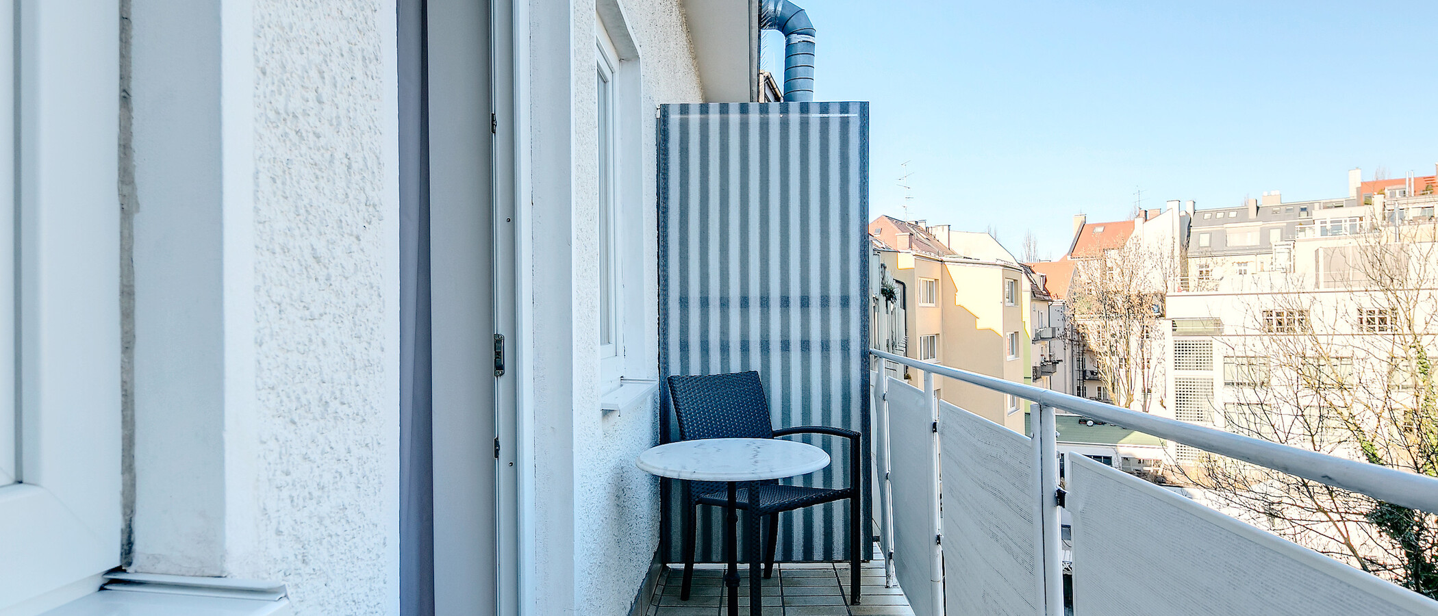 apartment München Isarvorstadt 01 balcony 8449