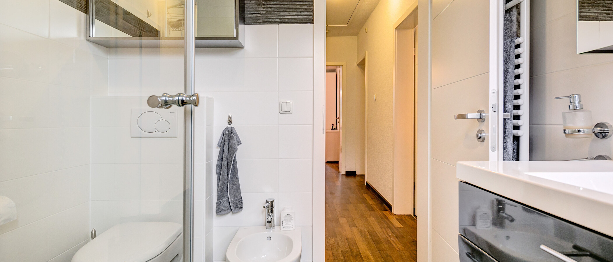semi-detached house München Solln 03 bathroom 8480
