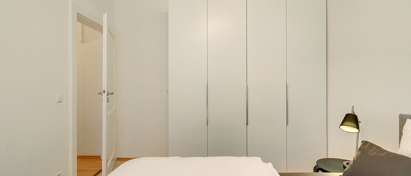 apartment München Maxvorstadt - Universitätsviertel 03 sleeping area 8499