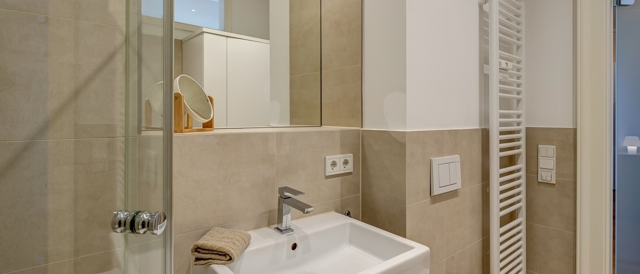 apartment München Maxvorstadt 03 bathroom 8505