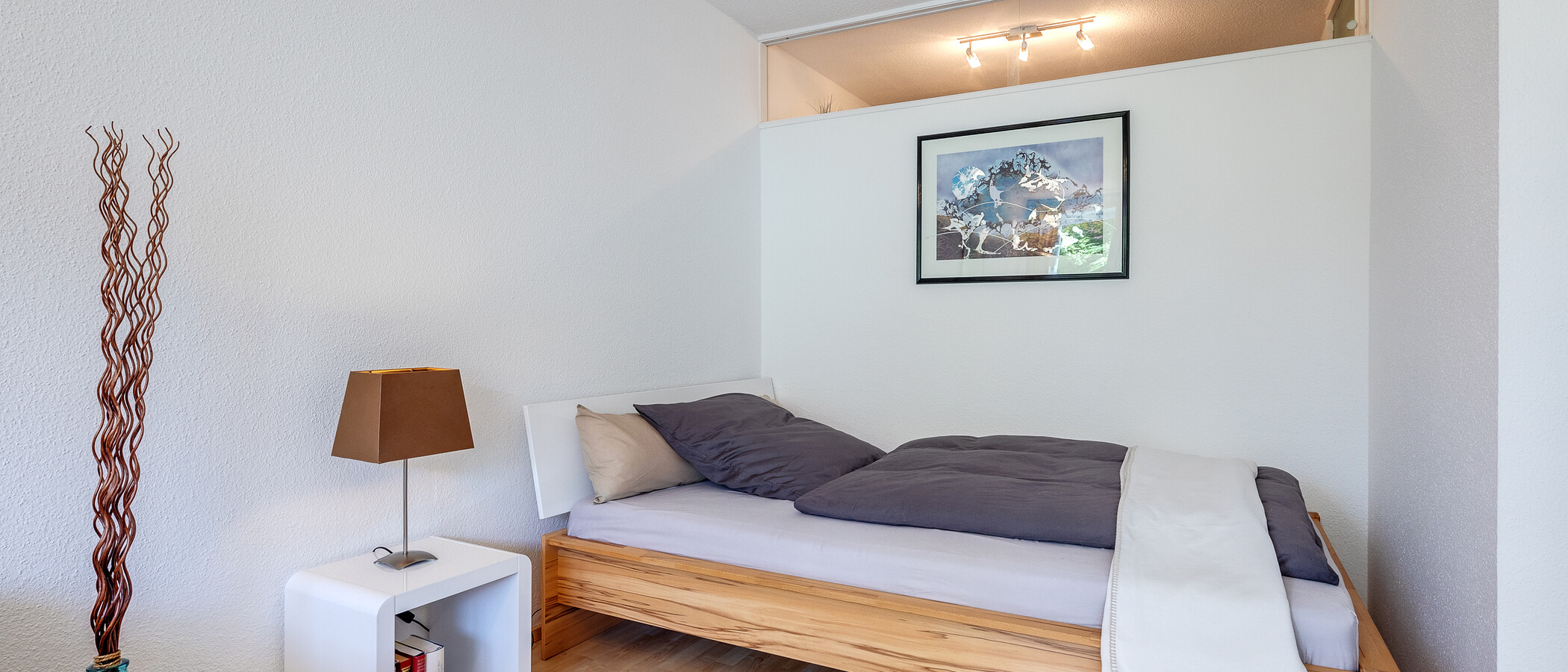 apartment Germering 01 sleeping area 8550