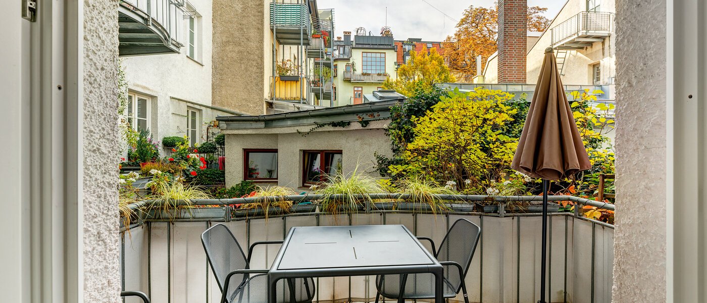 apartment München Maxvorstadt - Universitätsviertel 01 balcony 8558