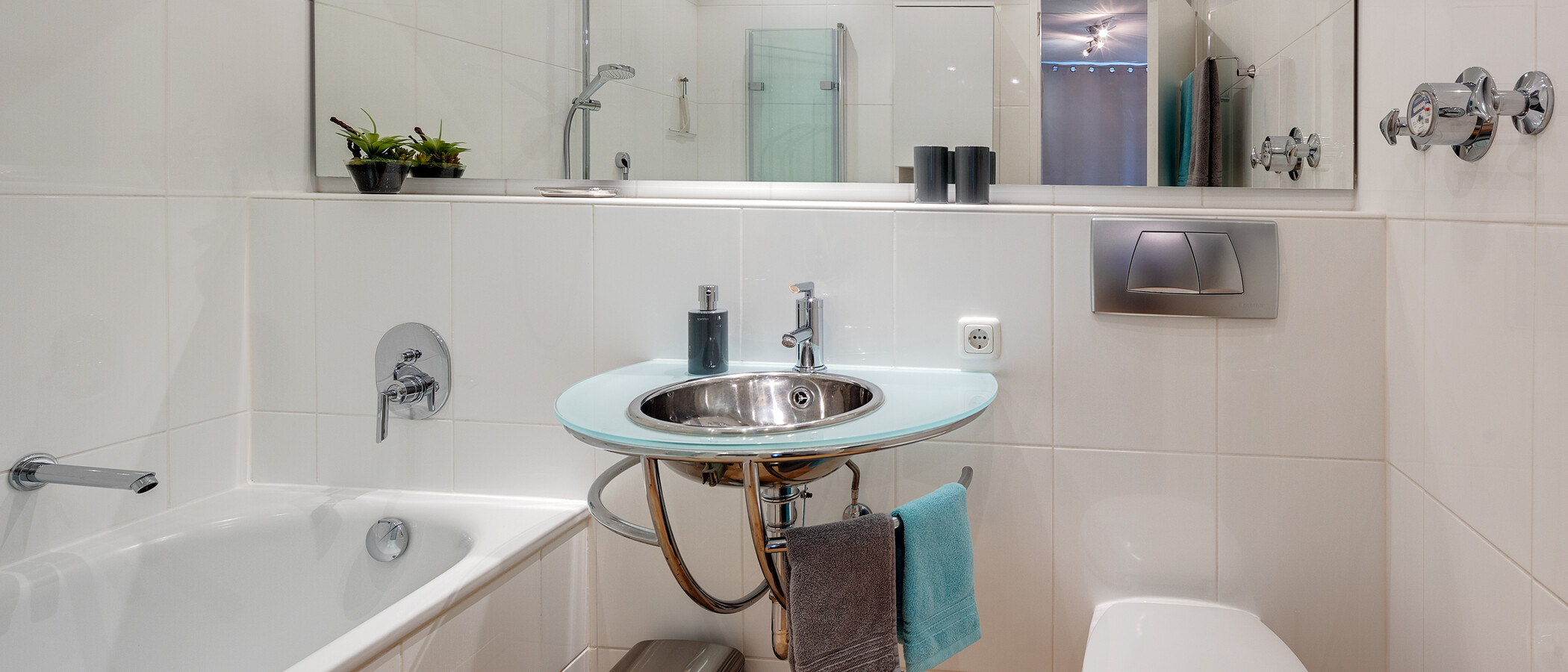 apartment München Schwabing-West (rund um den Bonner Platz) 01 bathroom 8590
