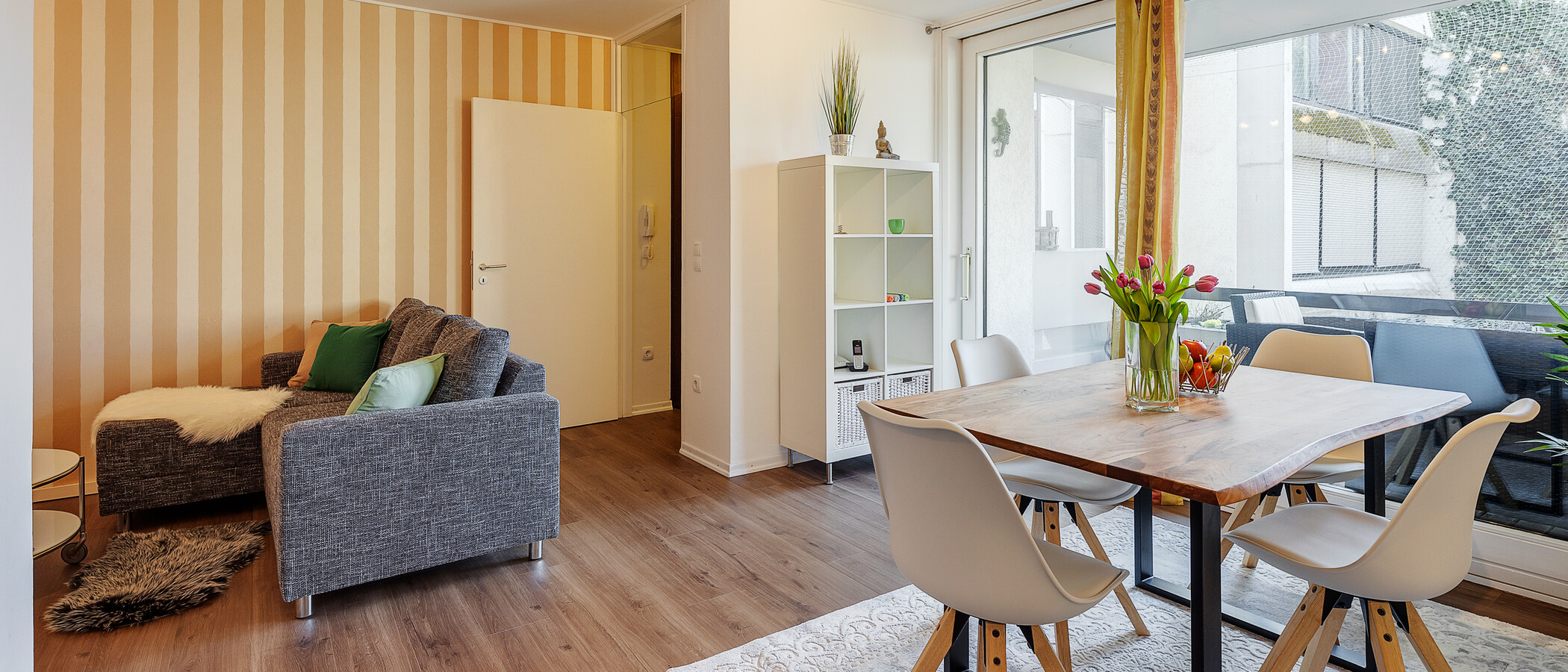 apartment München Schwabing-West (rund um den Bonner Platz) 05 living area 8590