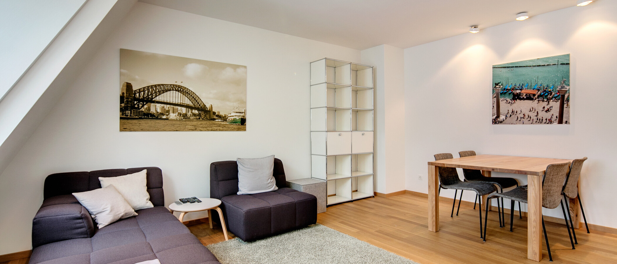 apartment München Neuhausen 01 living room 8591