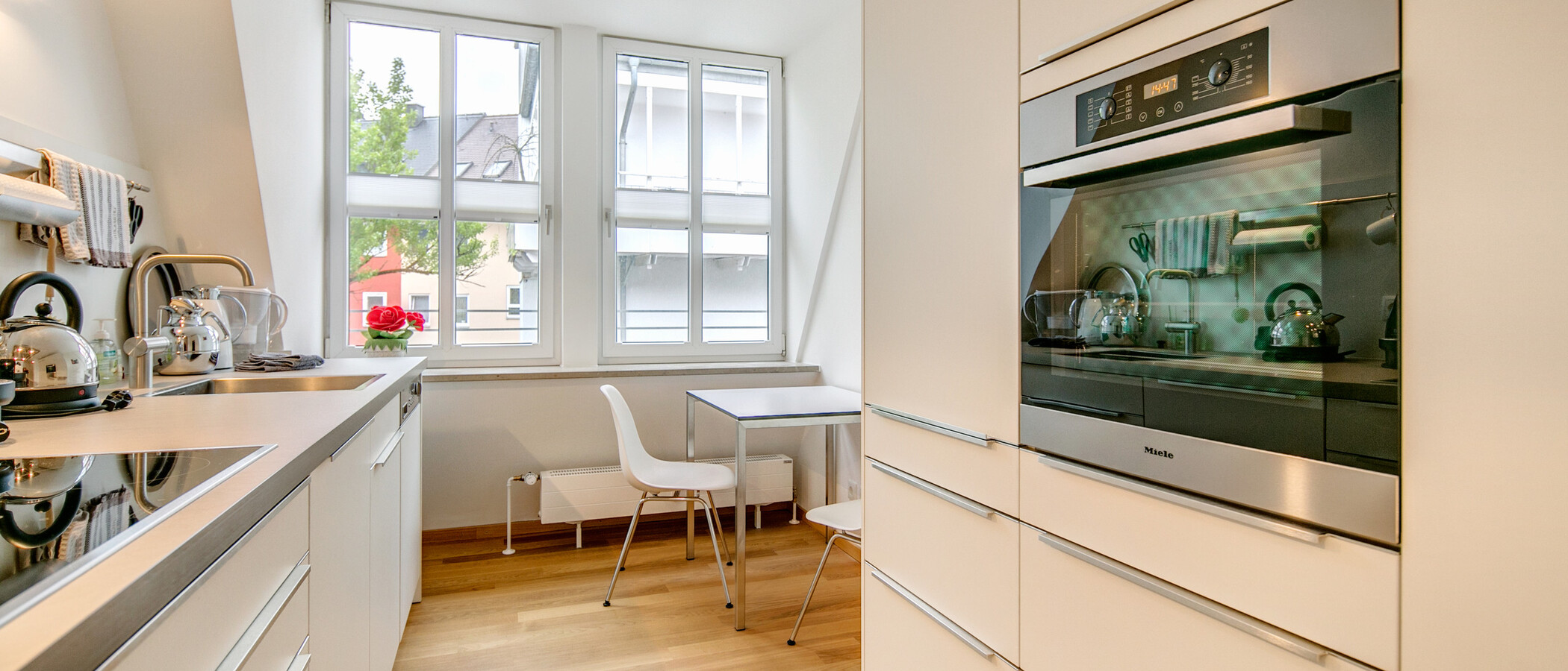 apartment München Neuhausen 02 kitchen 8591