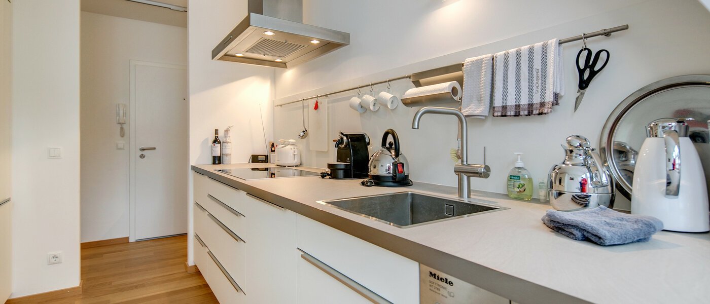 apartment München Neuhausen 05 kitchen 8591