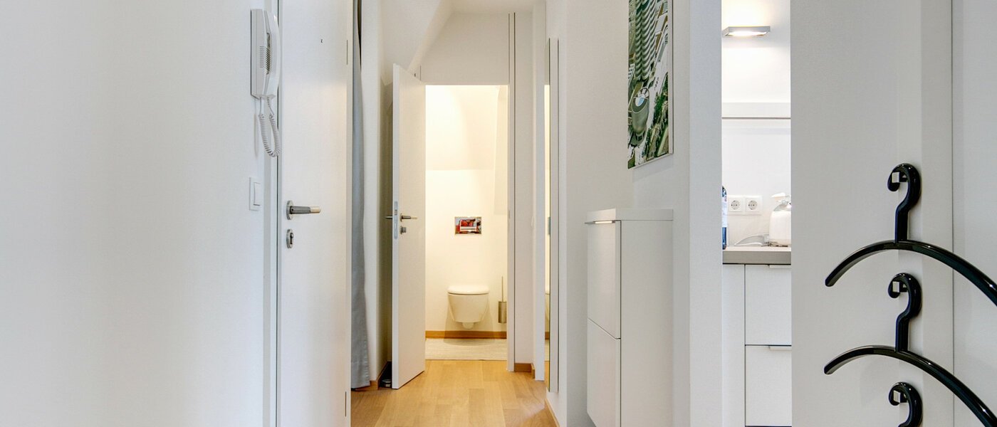 apartment München Neuhausen 01 hall 8591
