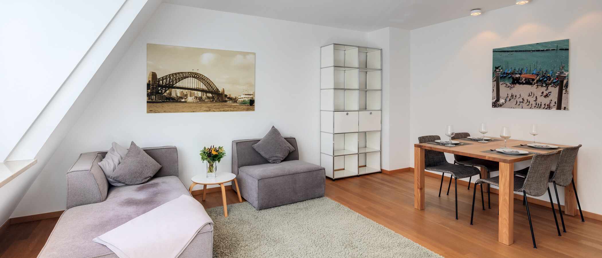apartment München Neuhausen 03 living area 8591