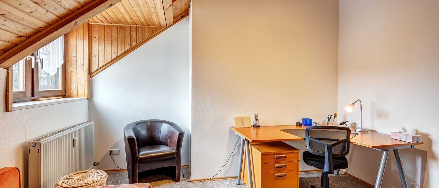 attic apartment München Berg am Laim 03 Workspace/Guestroom 8602