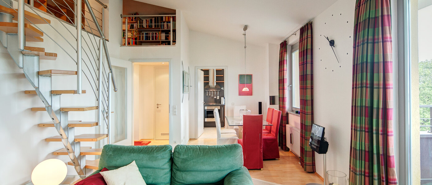 gallery apartment  München Moosach 03 living room 8607