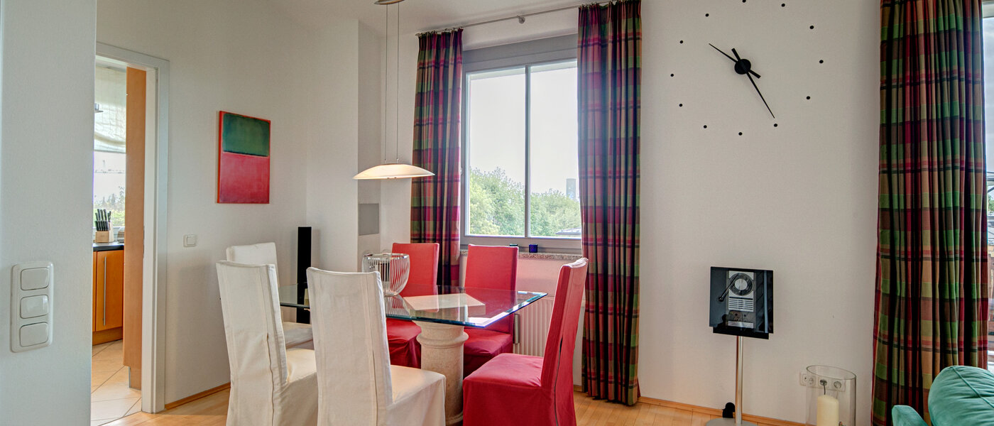 gallery apartment  München Moosach 04 living room 8607