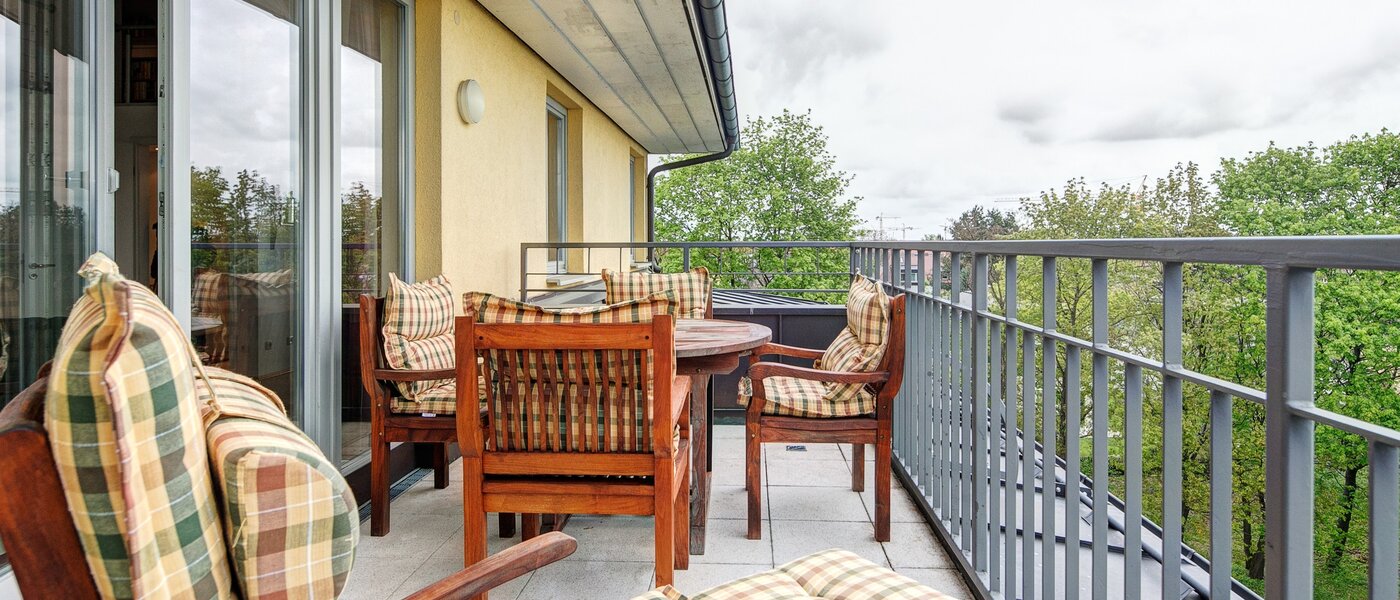 gallery apartment  München Moosach 01 terrace 8607