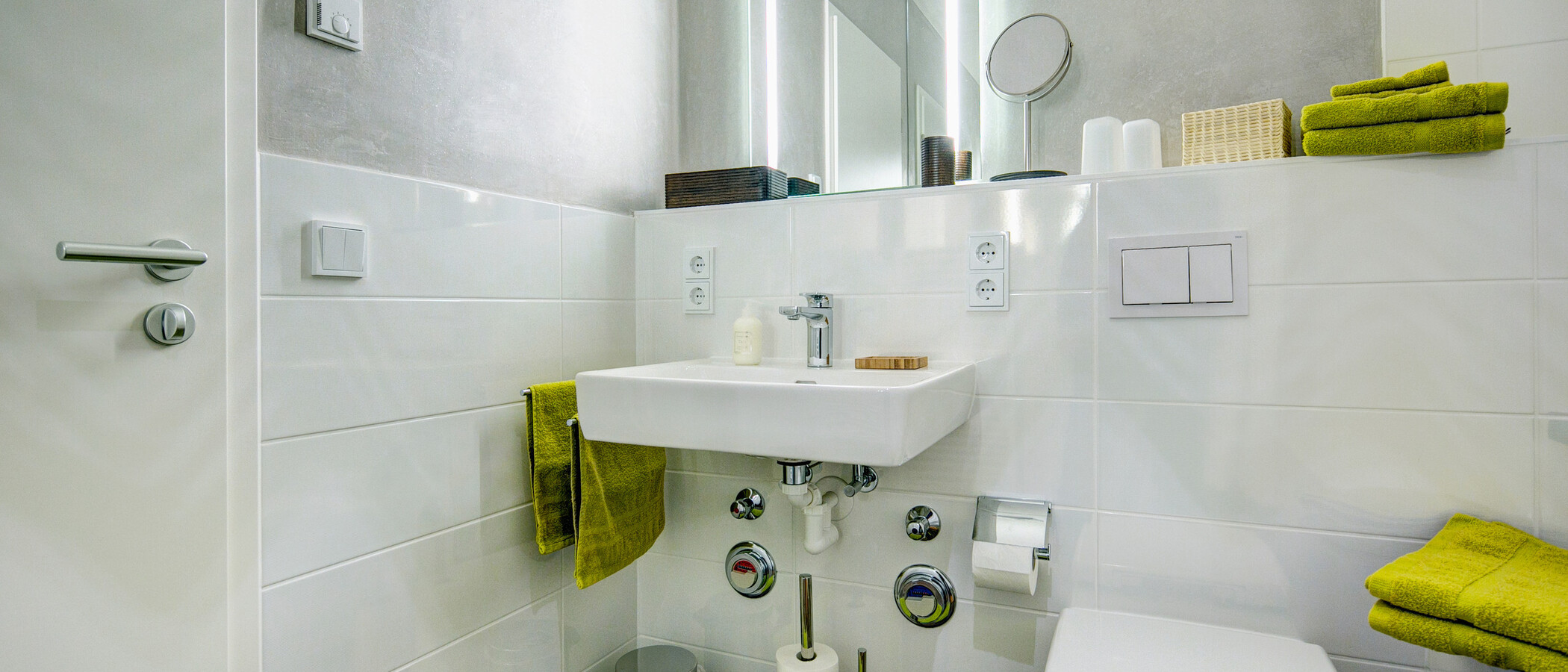 apartment München Schwabing-West 03 bathroom 8608