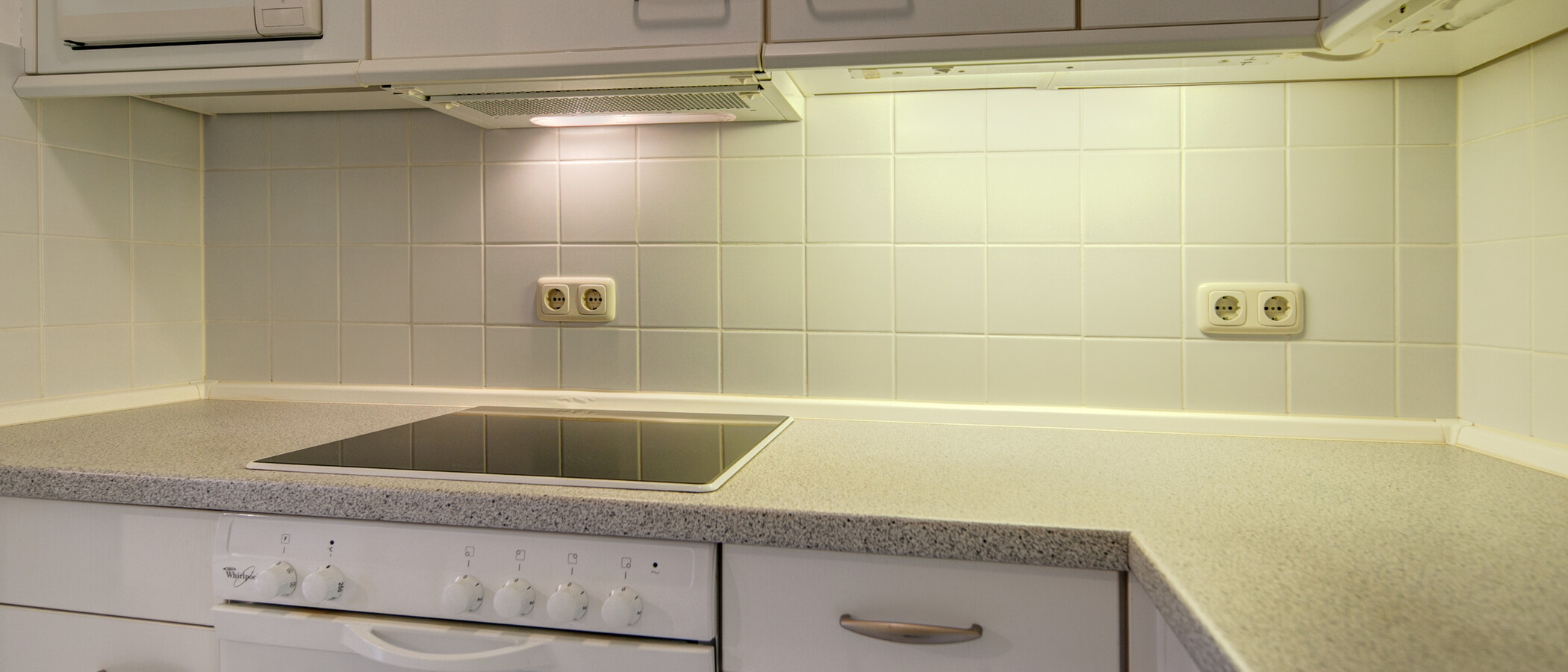 attic apartment München Moosach 01 kitchen 8631