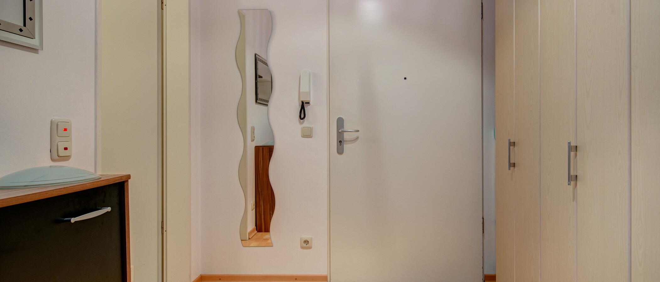attic apartment München Moosach 01 hall 8631