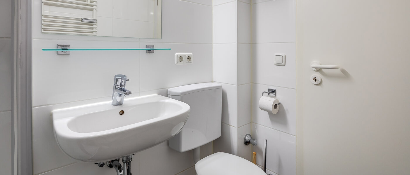 apartment München Parkstadt Bogenhausen 02 bathroom 8635