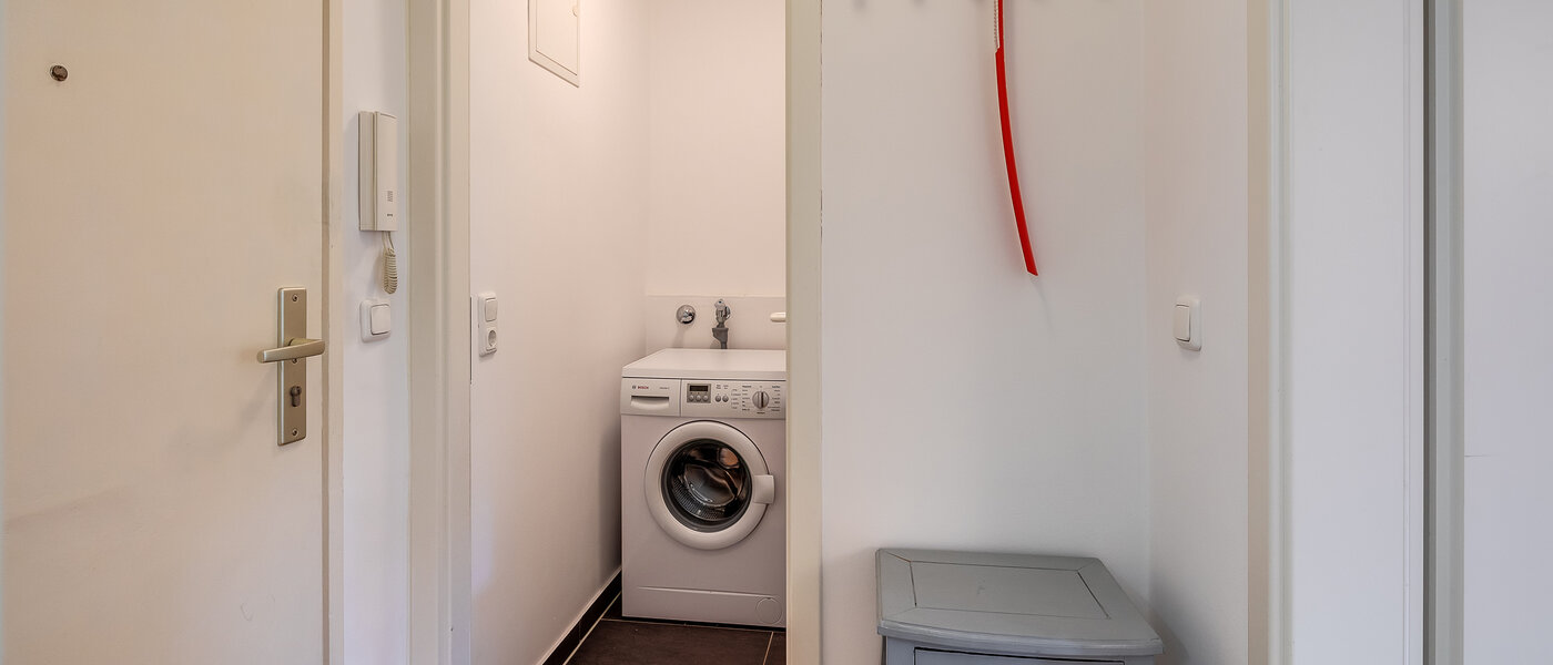 apartment München Parkstadt Bogenhausen 03 hall 8635