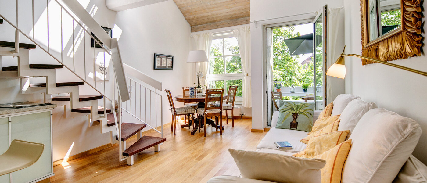 maisonette München Nymphenburg 01 living room 8639