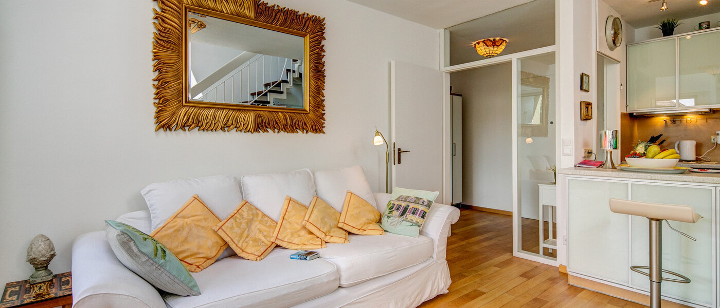 maisonette München Nymphenburg 01 2. living room 8639