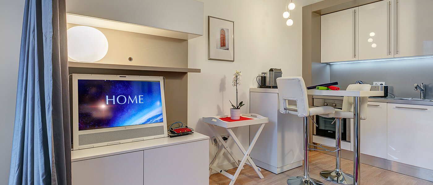 studio München Bogenhausen 04 living room 8661