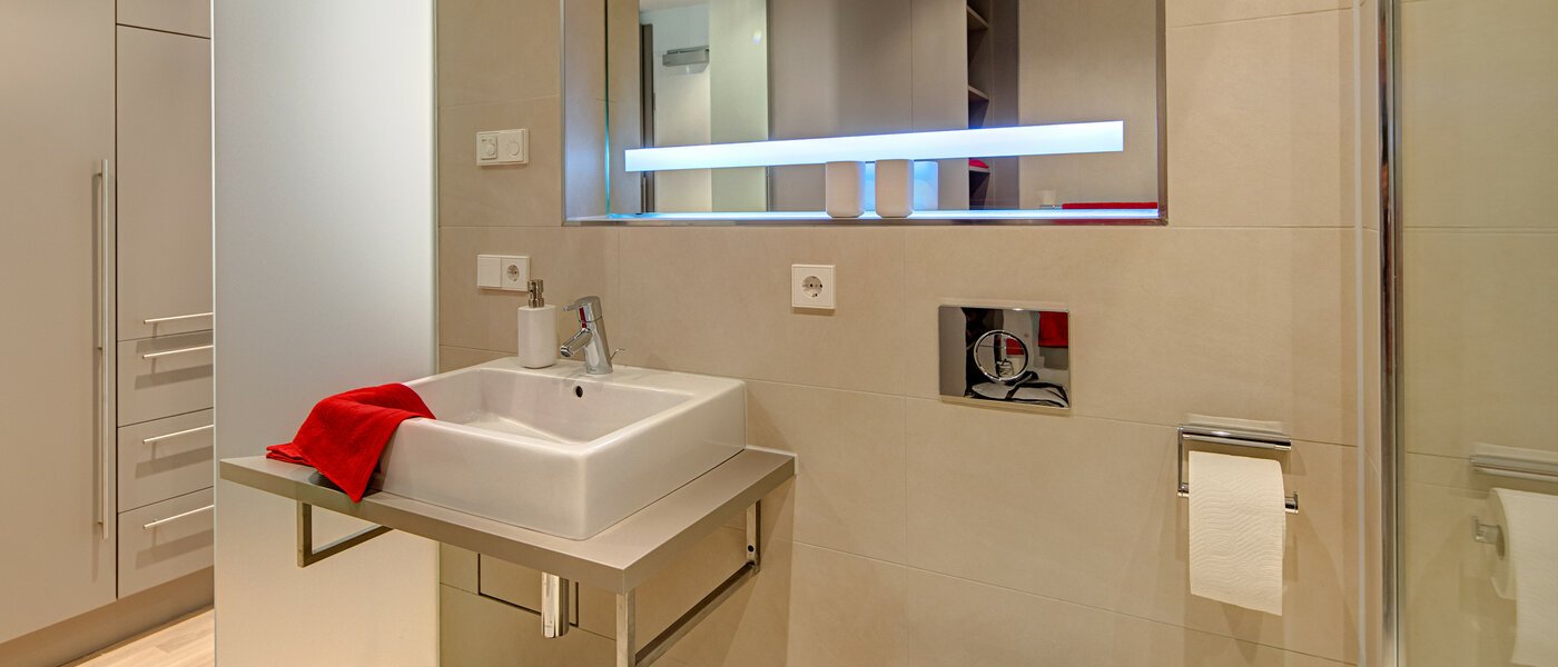 studio München Bogenhausen 03 bathroom 8661