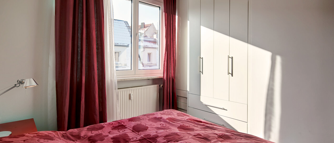 apartment München Schwabing-West (rund um den Hohenzollernplatz) 02 sleeping area 8662