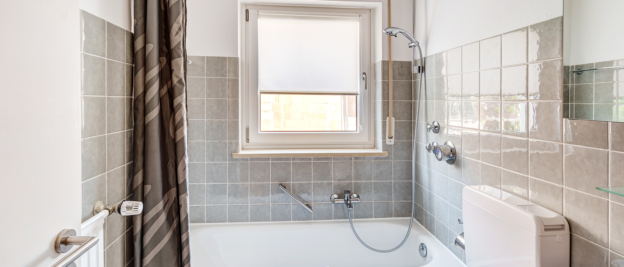 apartment München Bogenhausen 01 bathroom 8668