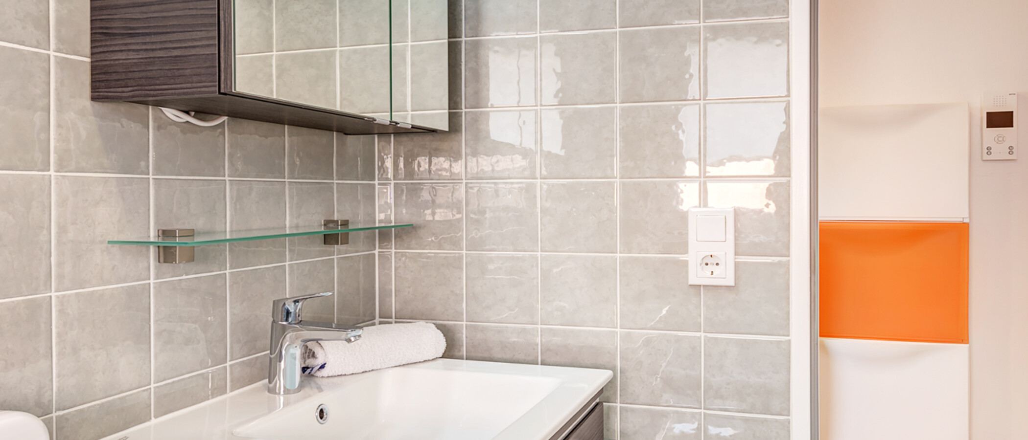 apartment München Bogenhausen 02 bathroom 8668