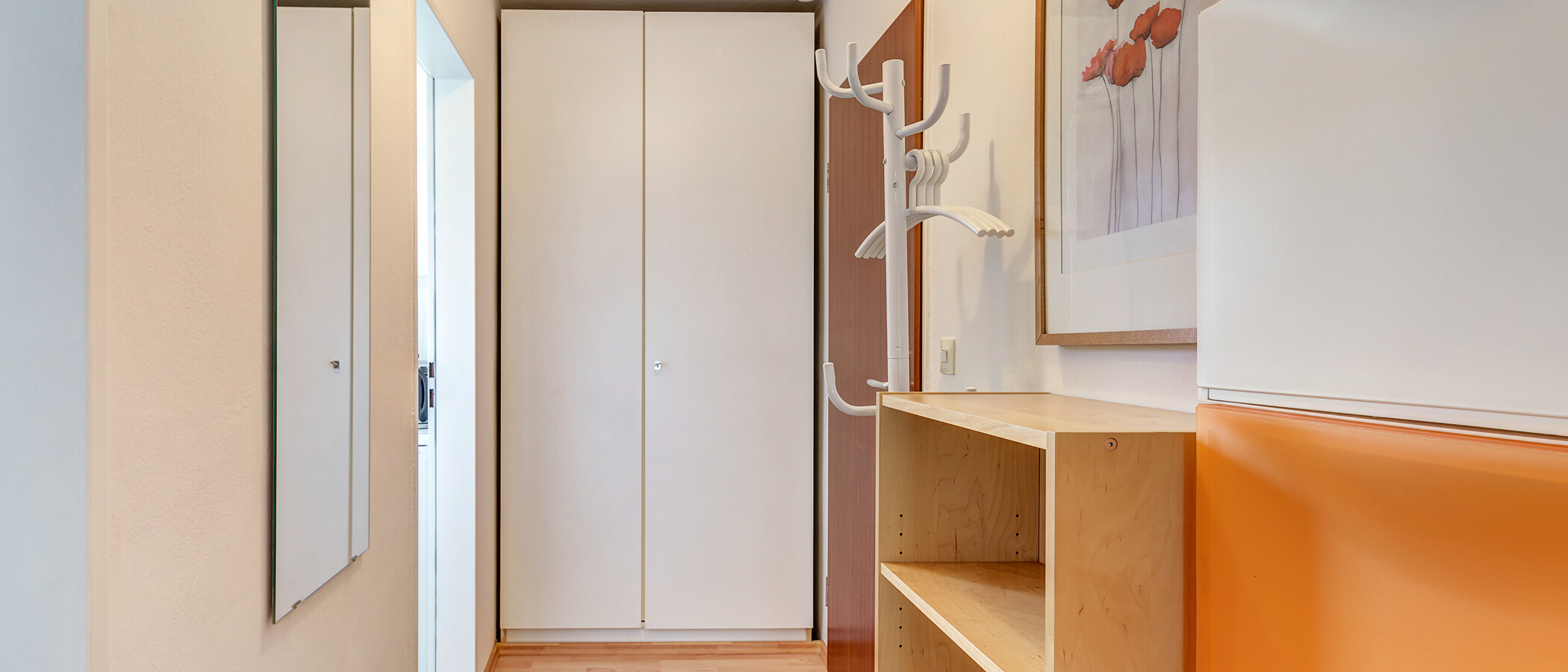 apartment München Bogenhausen 01 hall 8668