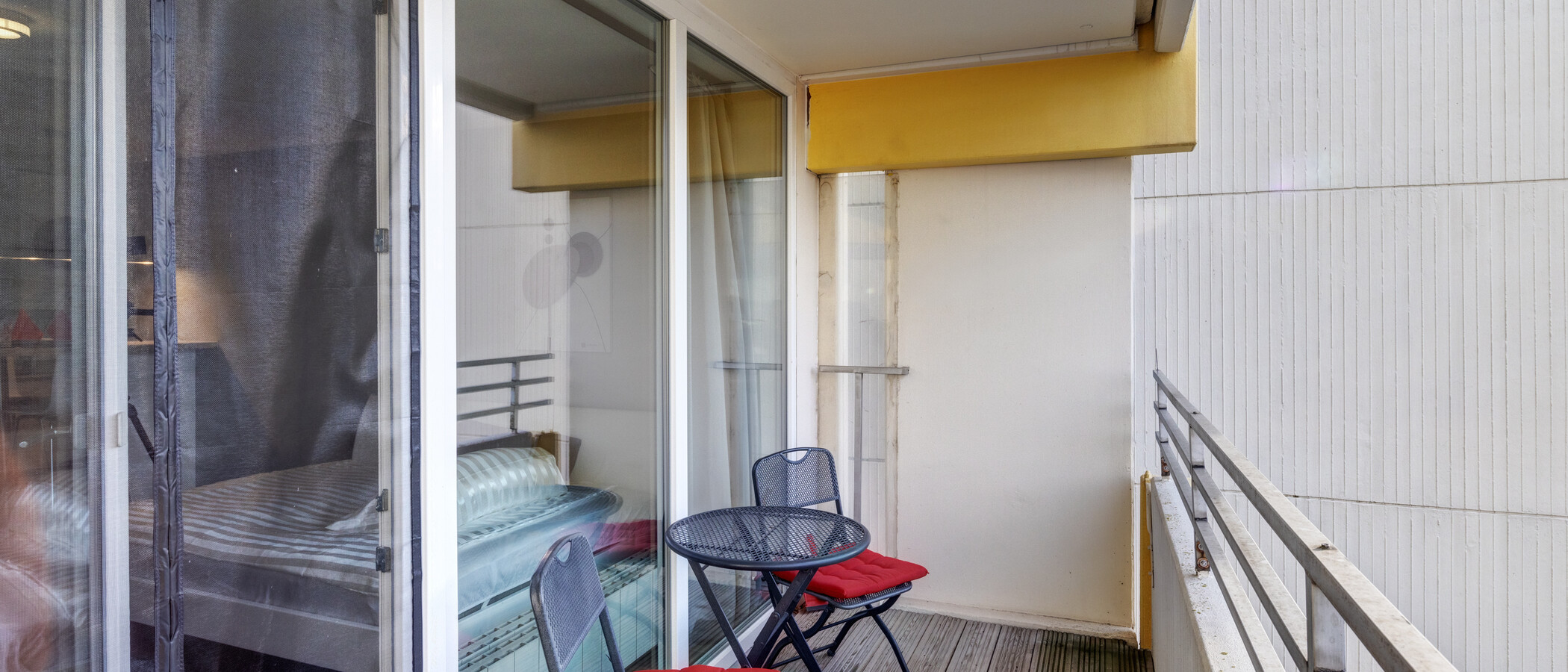 apartment München Schwabing-Nord (zw. Leopoldstraße & Englischen Garten) 02 balcony 8728