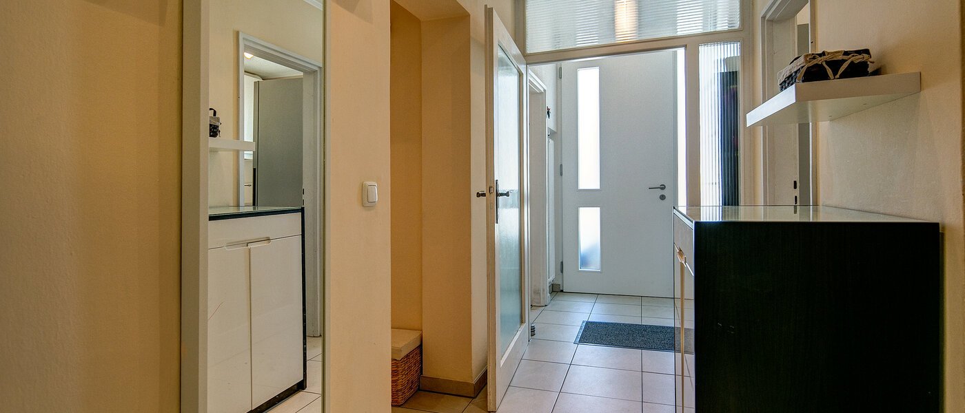 house München Waldtrudering 03 hall 8754