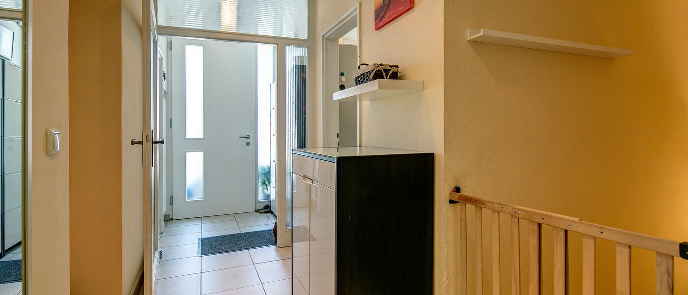 house München Waldtrudering 04 hall 8754