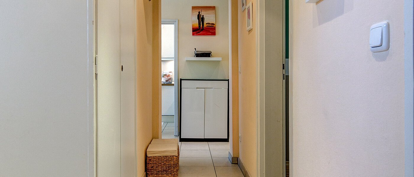 house München Waldtrudering 06 hall 8754