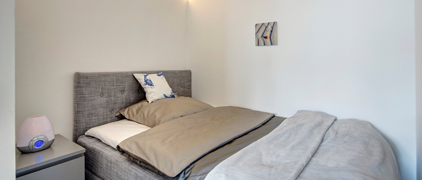 apartment München Olympiadorf 01 sleeping area 8757