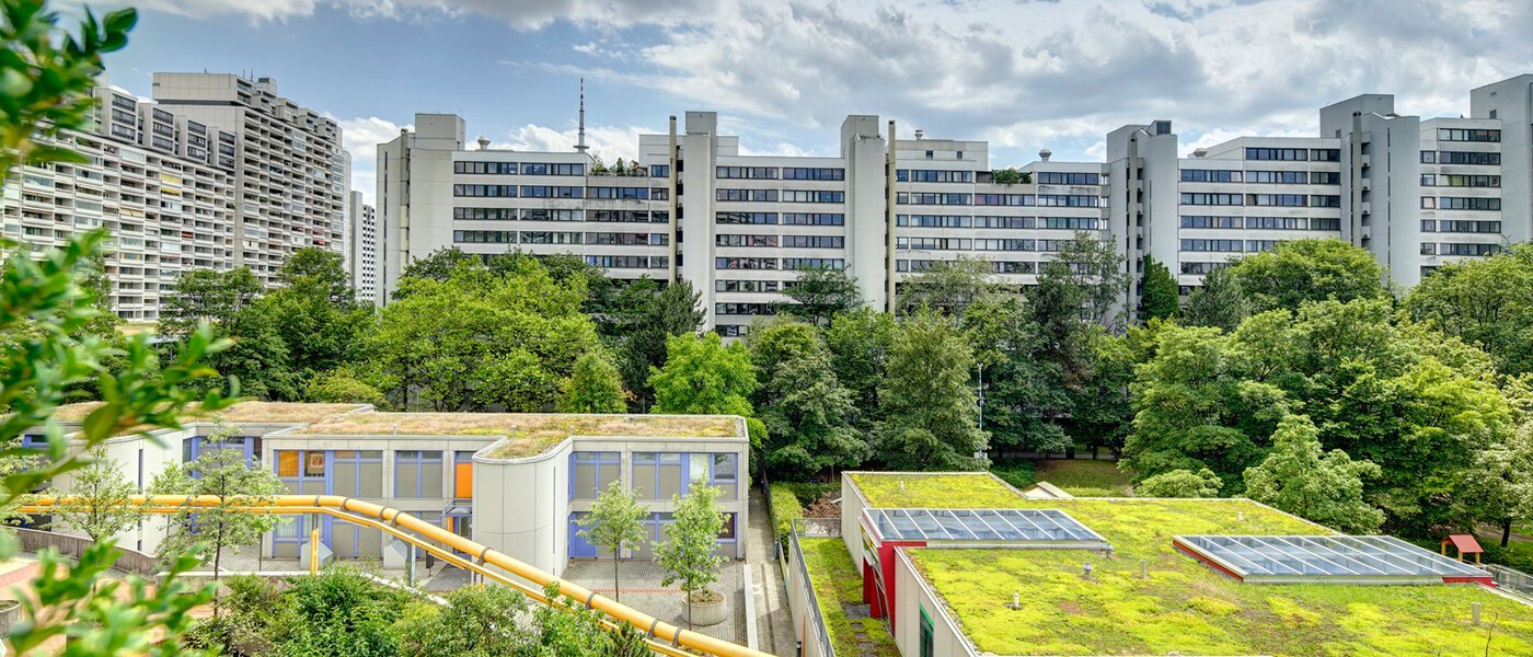 apartment München Olympiadorf 02 view 8757