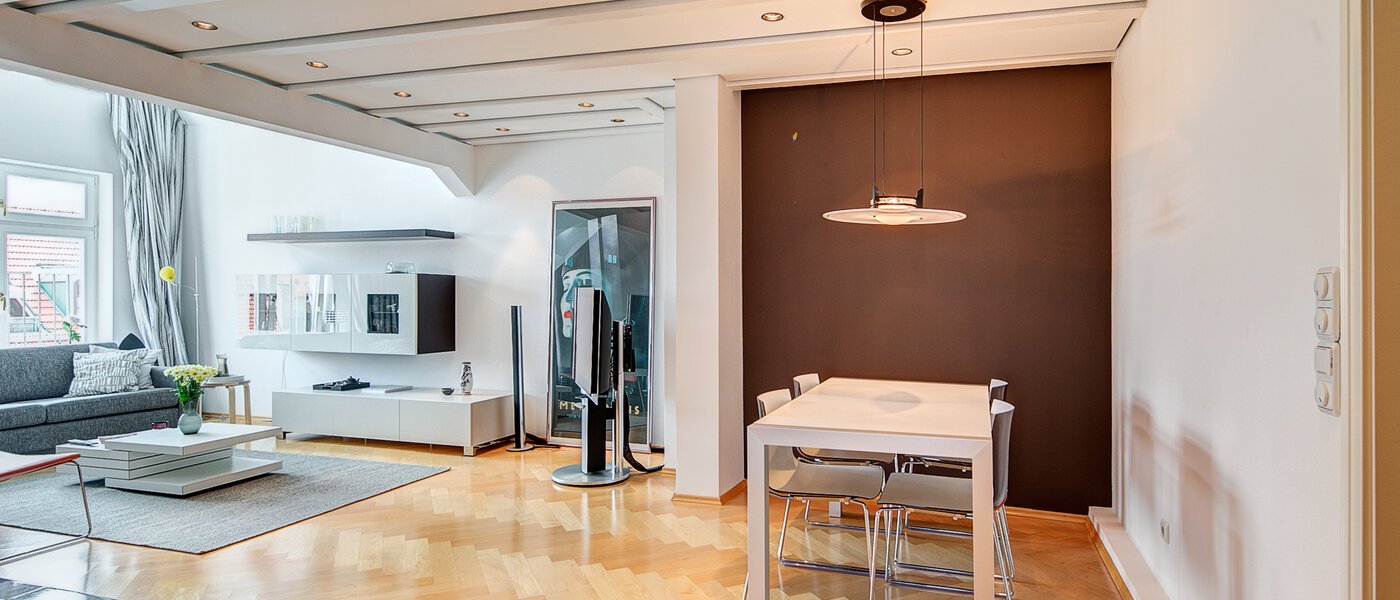 maisonette München Neuhausen 01 living room 8765