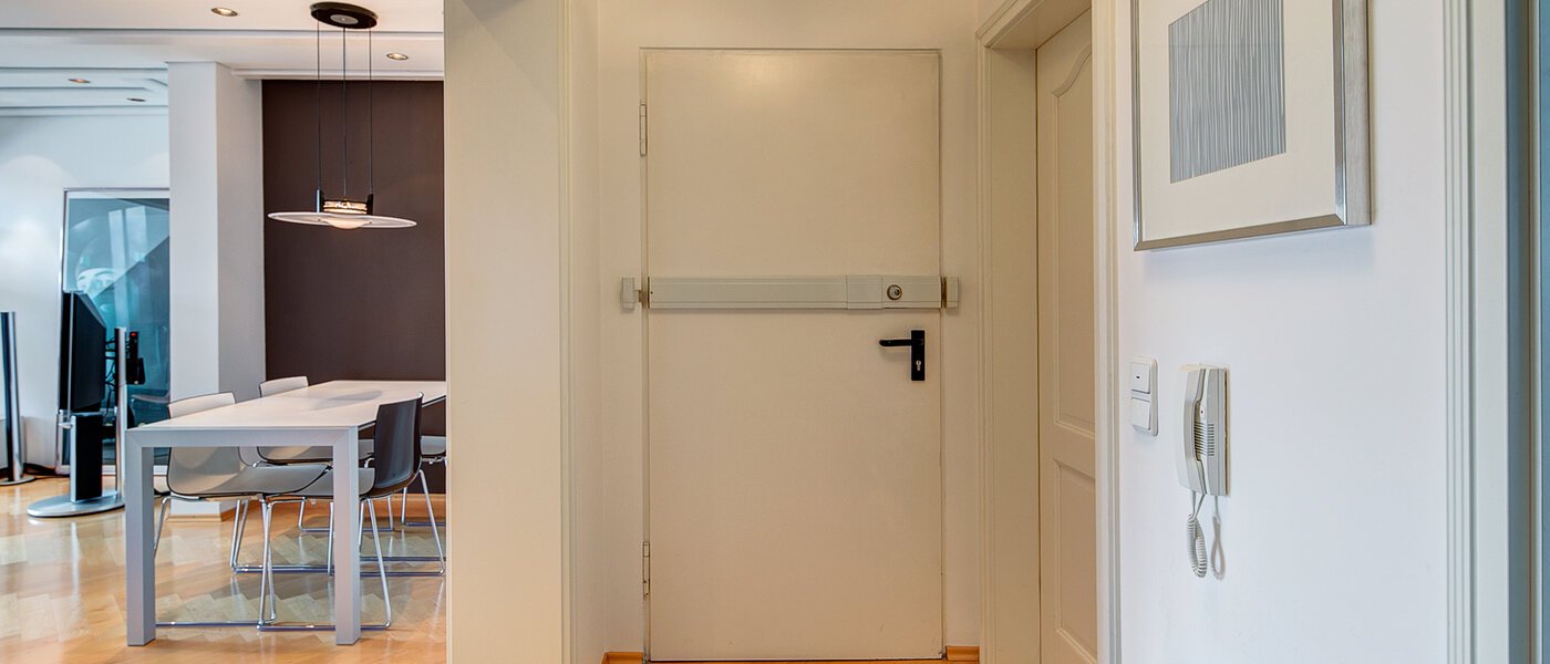 maisonette München Neuhausen 01 hall 8765