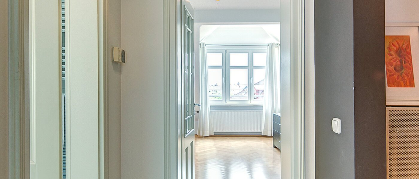 maisonette München Neuhausen 05 hall 8765