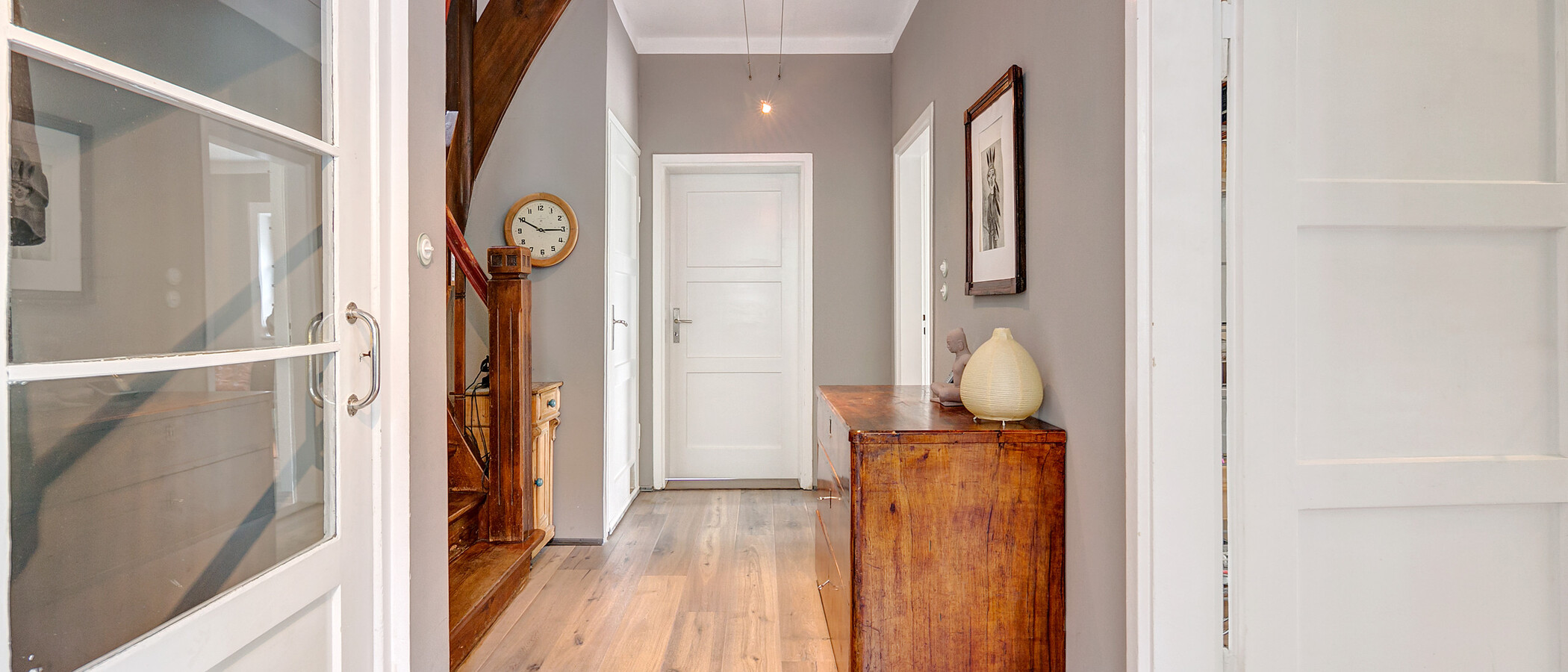 house Gräfelfing 02 hall 8778
