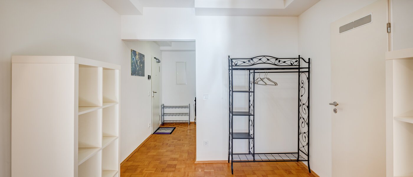 apartment München Maxvorstadt 01 hall 8779