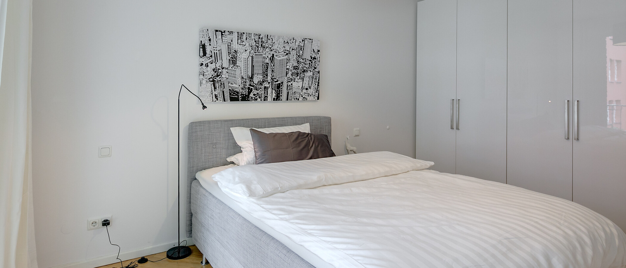 apartment München Schwanthalerhöhe 03 sleeping area 8783