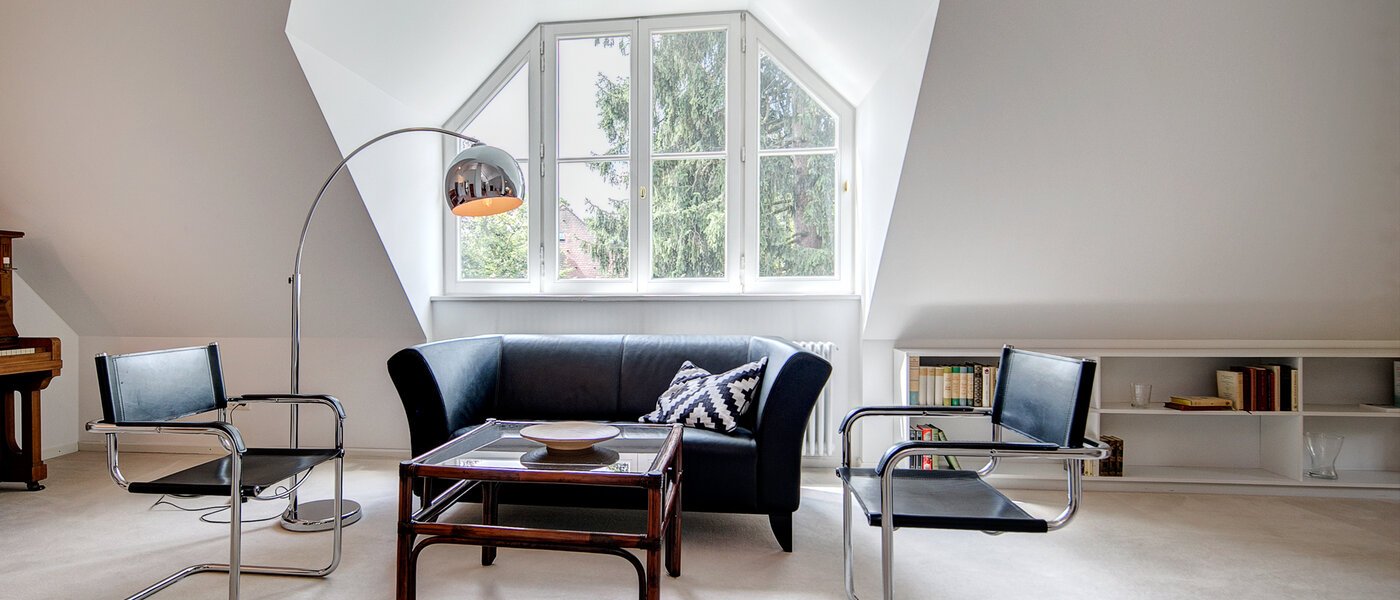 attic apartment München Solln 01 living room 8785